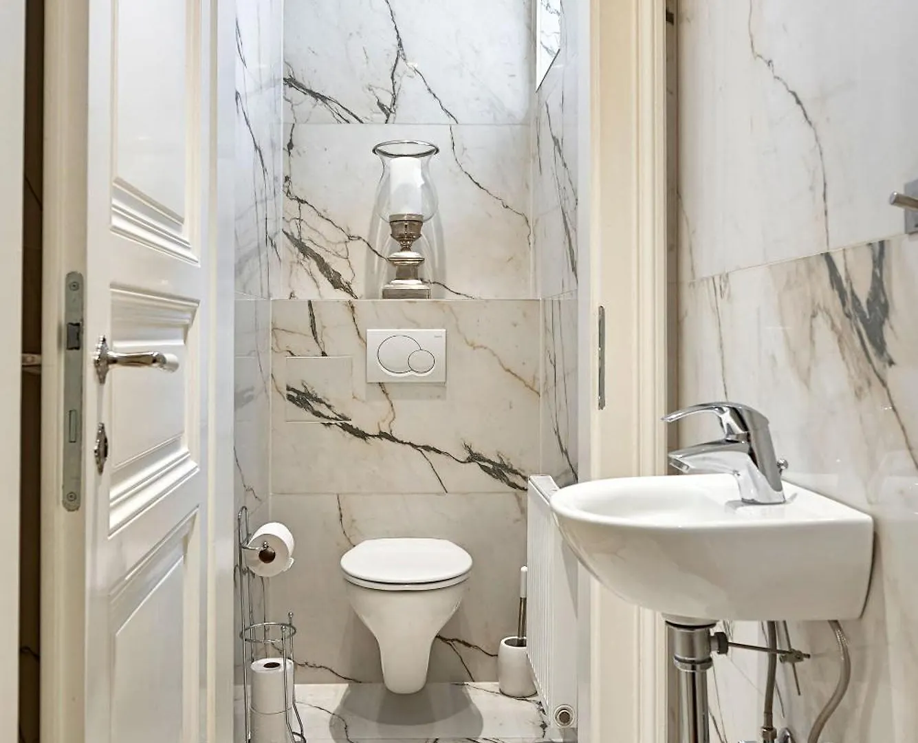 6 Rooms Vienne 0*,