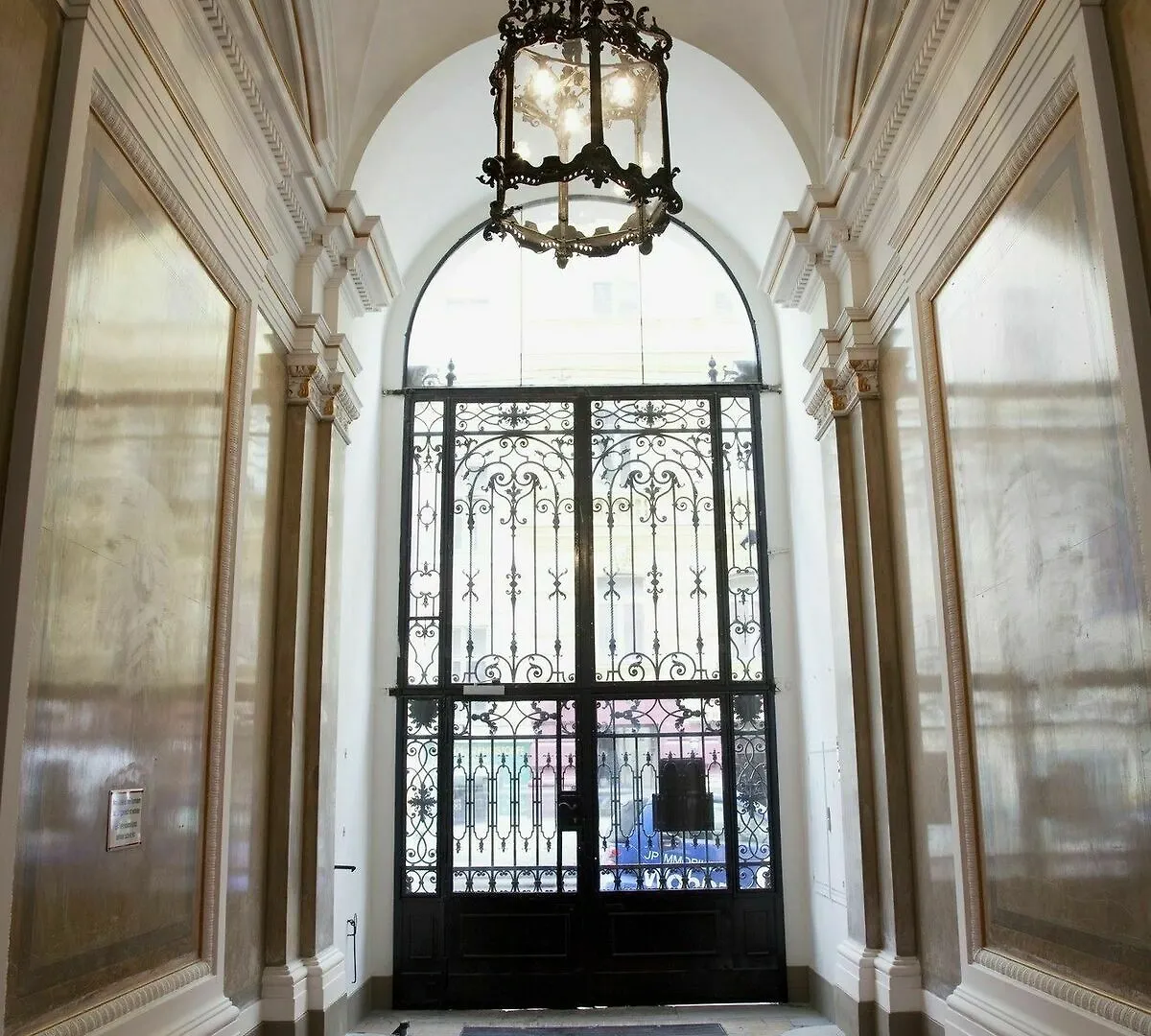 6 Rooms Vídeň 0*,